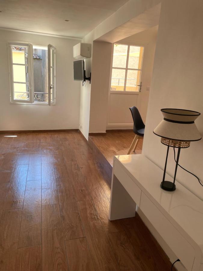 Saint-Tropez Centre - Grand Studio Avec Terrasse Buitenkant foto