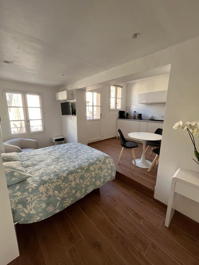 Saint-Tropez Centre - Grand Studio Avec Terrasse Buitenkant foto