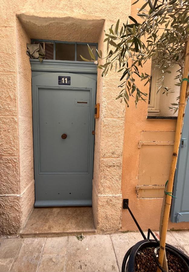 Saint-Tropez Centre - Grand Studio Avec Terrasse Buitenkant foto